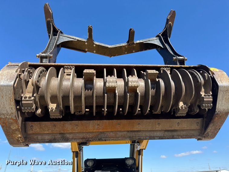 image for item EQ1186 2016 Vermeer FT100 forestry mulcher