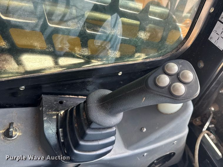 image for item EQ1186 2016 Vermeer FT100 forestry mulcher