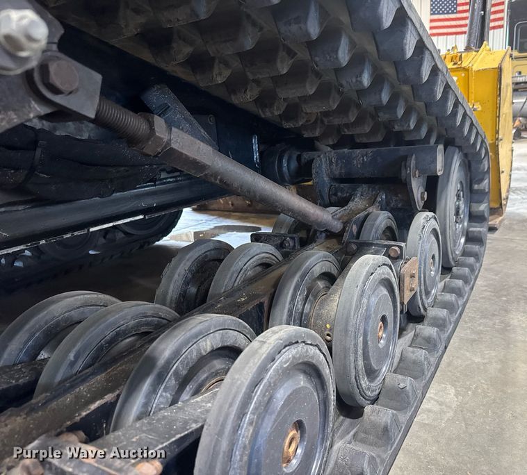 image for item EQ1186 2016 Vermeer FT100 forestry mulcher