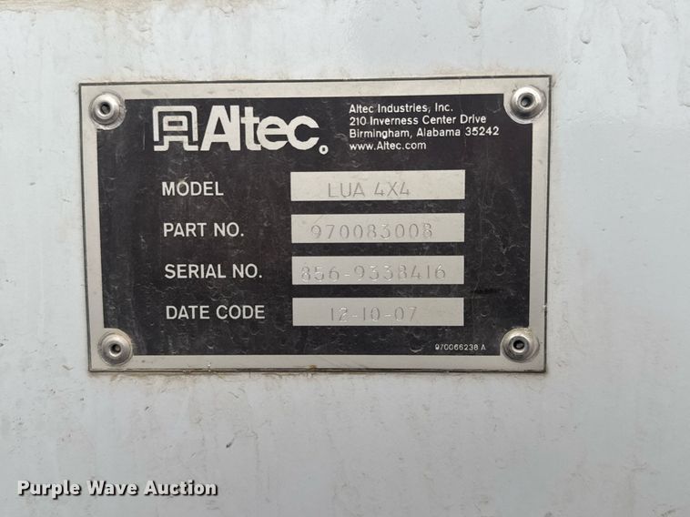 image for item EQ1218 2008 International WorkStar 7300 bucket truck