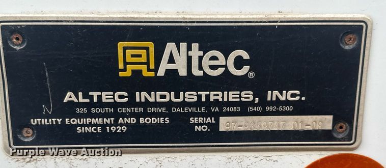 image for item EQ1218 2008 International WorkStar 7300 bucket truck