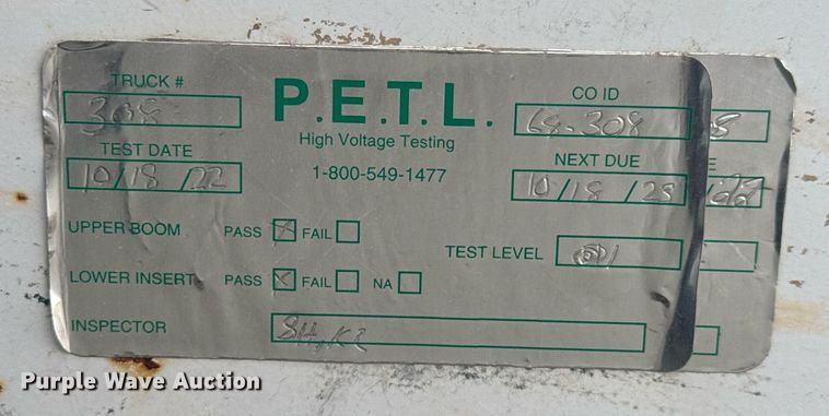 image for item EQ1218 2008 International WorkStar 7300 bucket truck