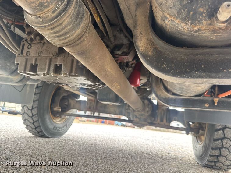 image for item EQ1218 2008 International WorkStar 7300 bucket truck