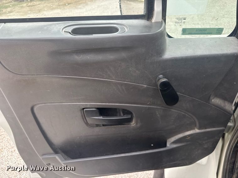 image for item EQ1218 2008 International WorkStar 7300 bucket truck