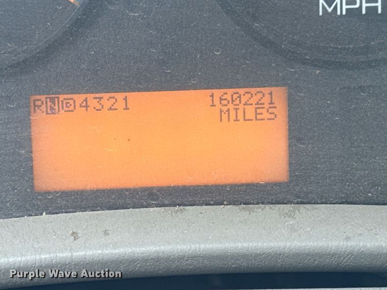 image for item EQ1218 2008 International WorkStar 7300 bucket truck