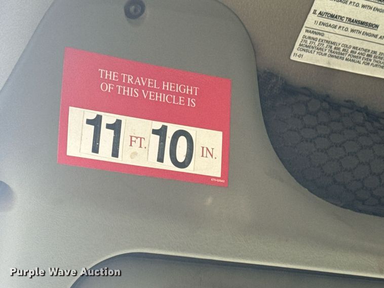 image for item EQ1218 2008 International WorkStar 7300 bucket truck