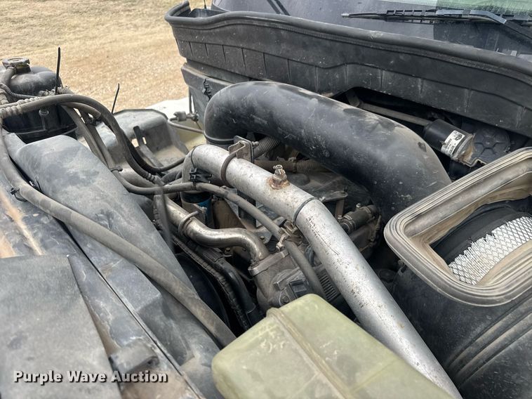 image for item EQ1218 2008 International WorkStar 7300 bucket truck