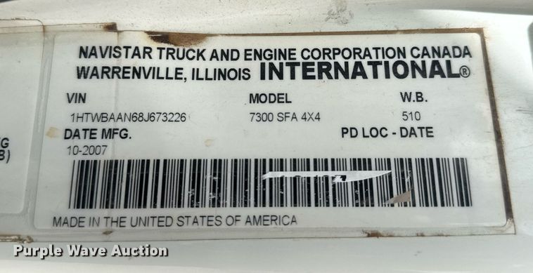 image for item EQ1218 2008 International WorkStar 7300 bucket truck