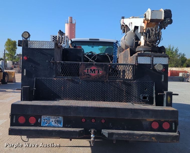 image for item EQ2260 2015 Ford F650 utility / service truck