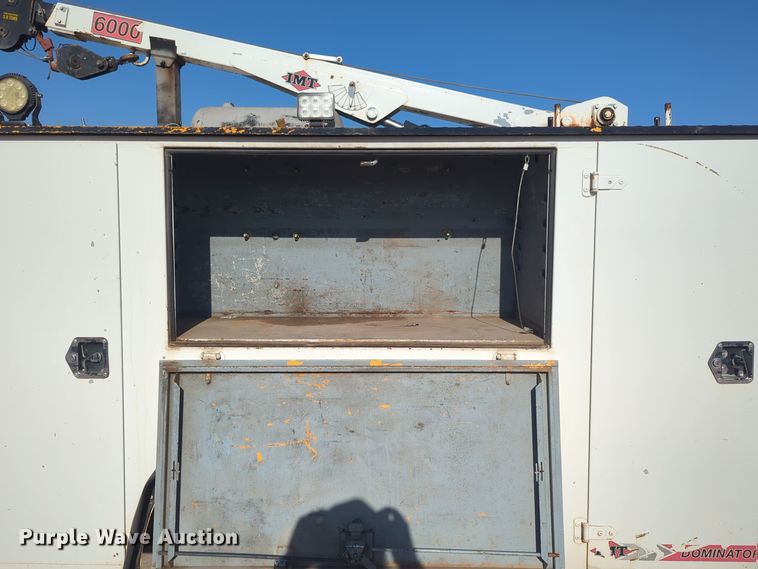 image for item EQ2260 2015 Ford F650 utility / service truck