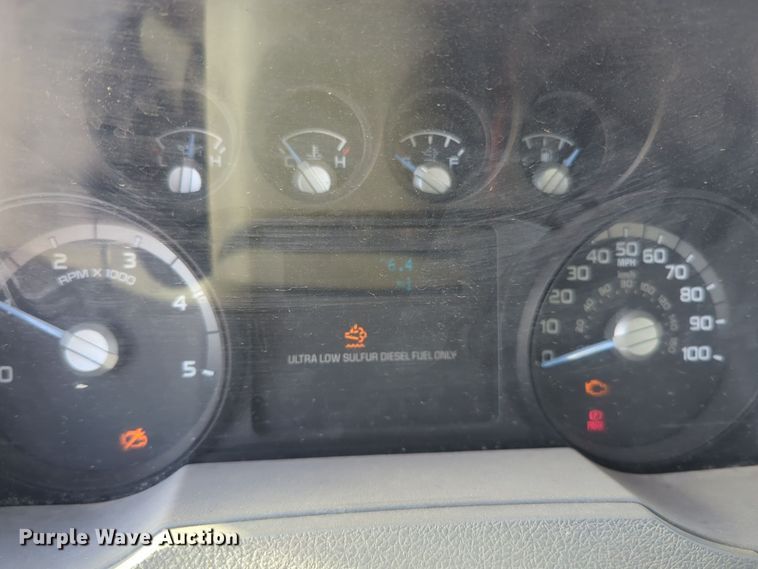 image for item EQ2260 2015 Ford F650 utility / service truck