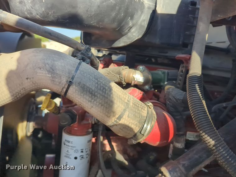 image for item EQ2260 2015 Ford F650 utility / service truck