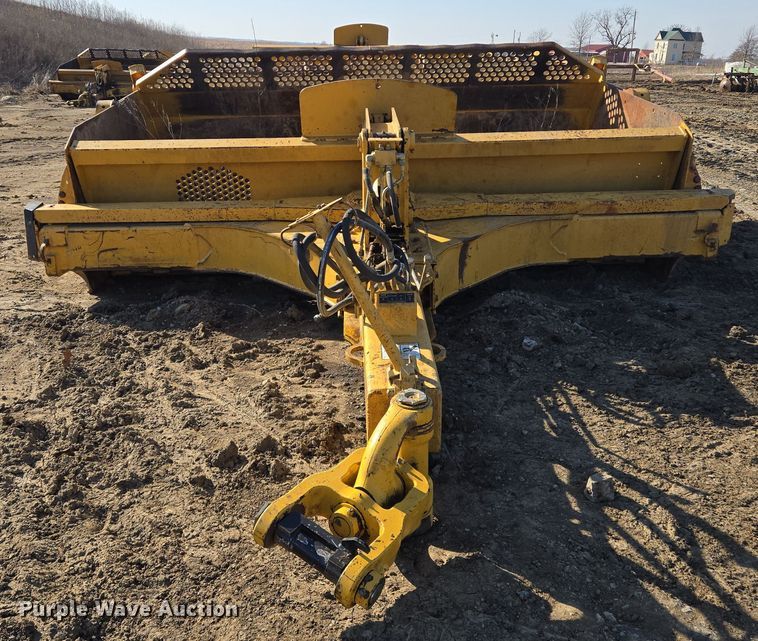 image for item EQ6744 2007 John Deere  1814C  scraper