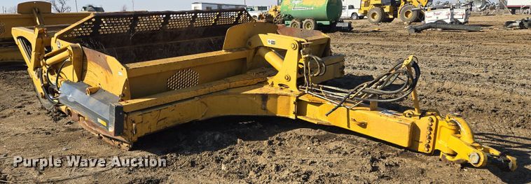 image for item EQ6744 2007 John Deere  1814C  scraper