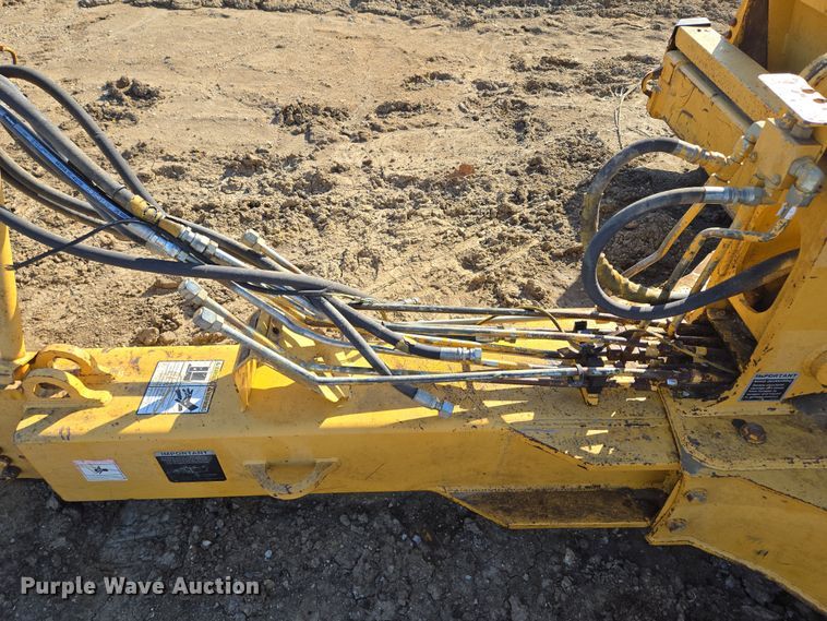 image for item EQ6744 2007 John Deere  1814C  scraper