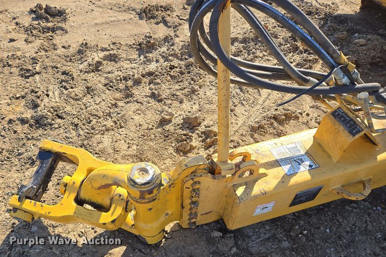 image for item EQ6744 2007 John Deere  1814C  scraper