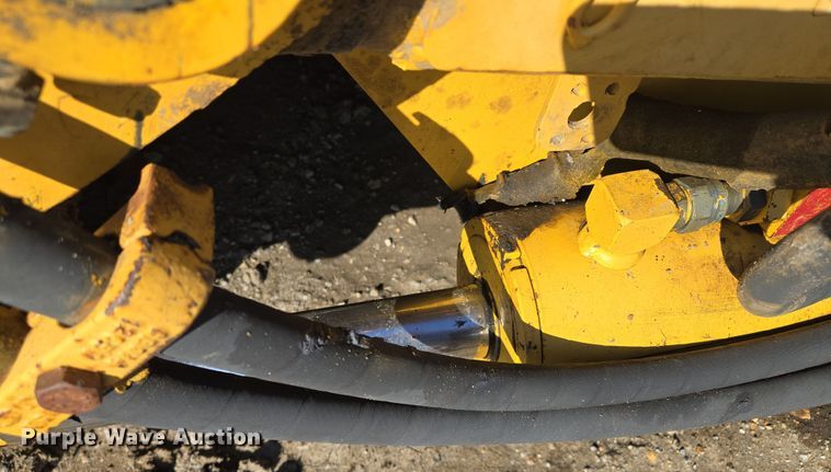 image for item EQ6744 2007 John Deere  1814C  scraper