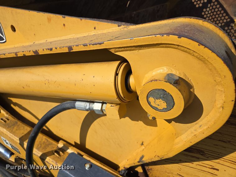 image for item EQ6744 2007 John Deere  1814C  scraper