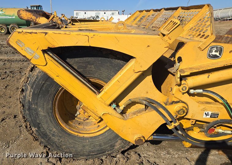 image for item EQ6744 2007 John Deere  1814C  scraper