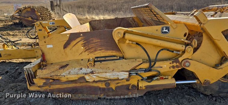 image for item EQ6744 2007 John Deere  1814C  scraper