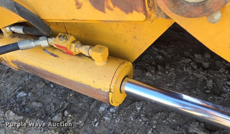 image for item EQ6744 2007 John Deere  1814C  scraper