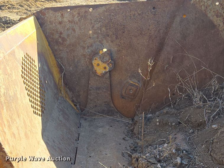 image for item EQ6744 2007 John Deere  1814C  scraper