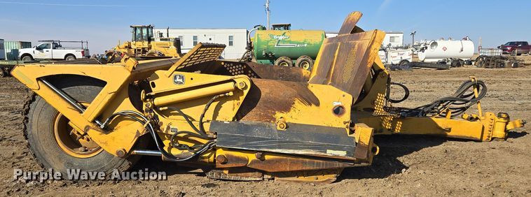 image for item EQ6747 2007 John Deere  1814C  scraper
