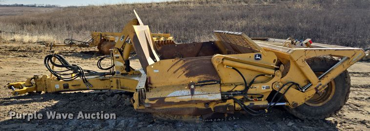 image for item EQ6747 2007 John Deere  1814C  scraper