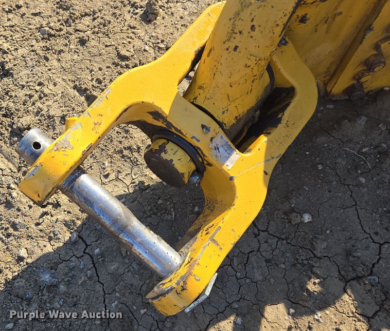 image for item EQ6747 2007 John Deere  1814C  scraper