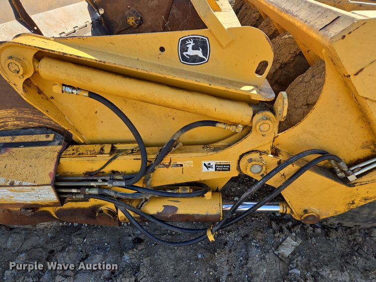 image for item EQ6747 2007 John Deere  1814C  scraper