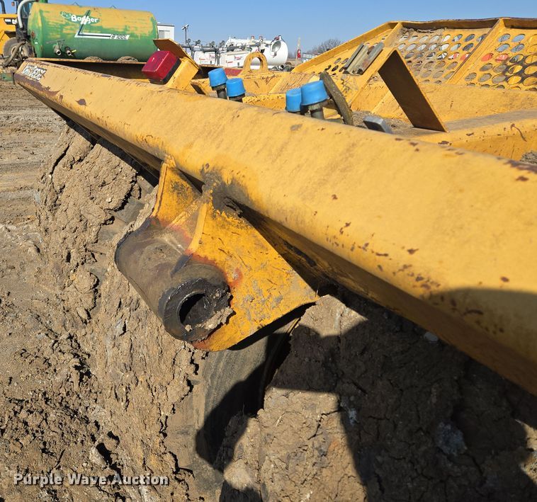 image for item EQ6747 2007 John Deere  1814C  scraper