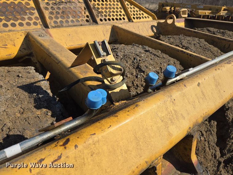 image for item EQ6747 2007 John Deere  1814C  scraper