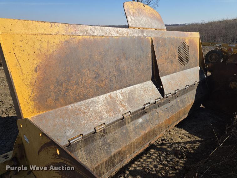 image for item EQ6747 2007 John Deere  1814C  scraper