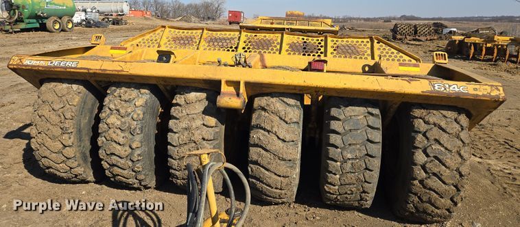 image for item EQ6748 2006 John Deere  1814C  scraper