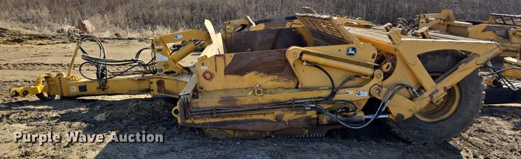 image for item EQ6748 2006 John Deere  1814C  scraper