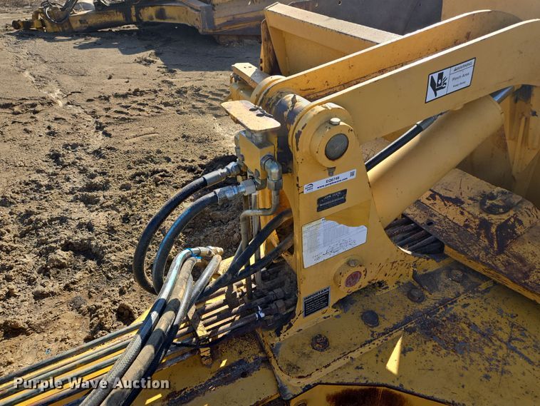 image for item EQ6748 2006 John Deere  1814C  scraper