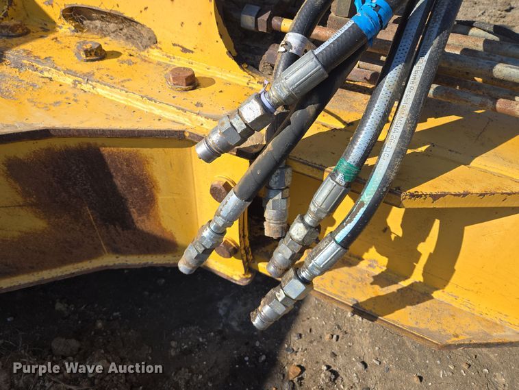 image for item EQ6748 2006 John Deere  1814C  scraper