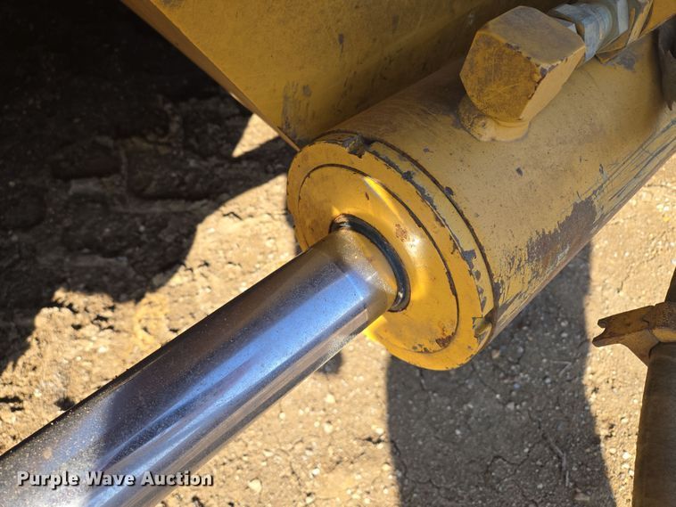 image for item EQ6748 2006 John Deere  1814C  scraper