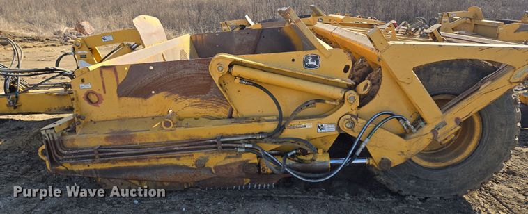 image for item EQ6748 2006 John Deere  1814C  scraper