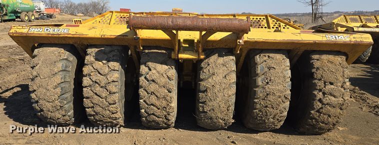 image for item EQ6750 2006 John Deere  1814C  scraper