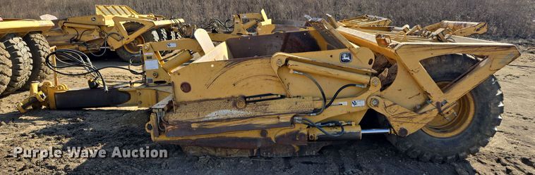 image for item EQ6750 2006 John Deere  1814C  scraper