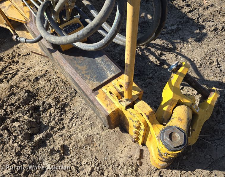 image for item EQ6750 2006 John Deere  1814C  scraper