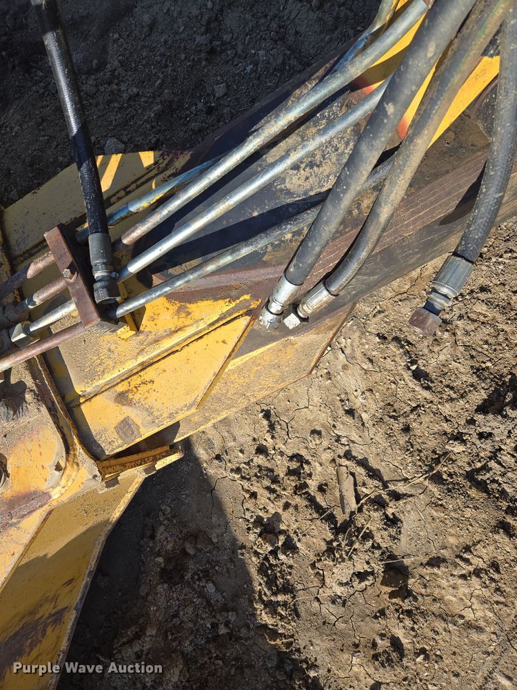 image for item EQ6750 2006 John Deere  1814C  scraper