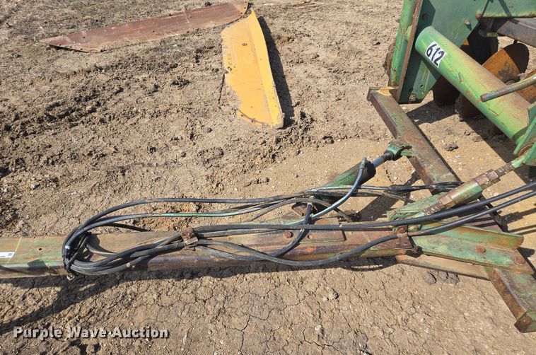 image for item EQ6752 John Deere  355 off-set disk