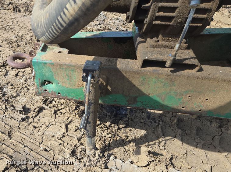 image for item EQ6753 Badger  8700L manure spreader