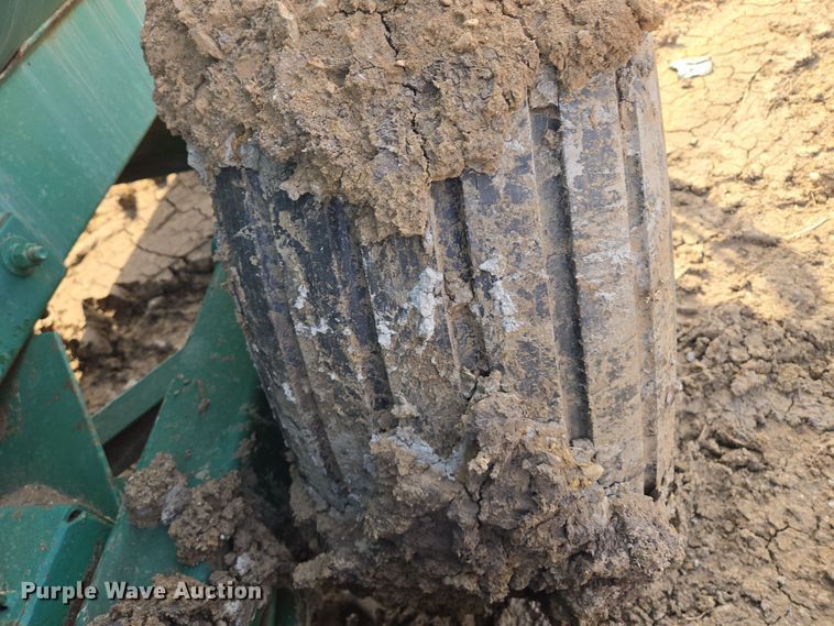 image for item EQ6753 Badger  8700L manure spreader