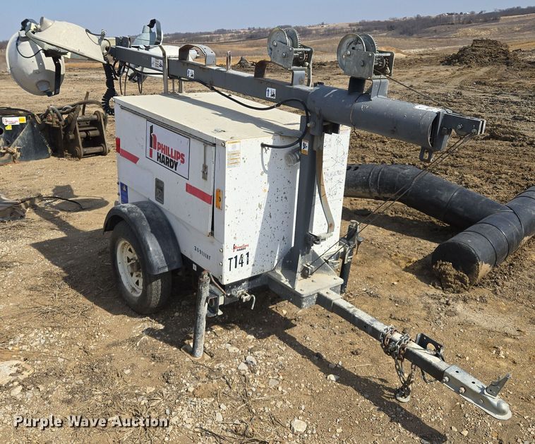 image for item EQ6754 Magnum  MLT3060K-01 light plant