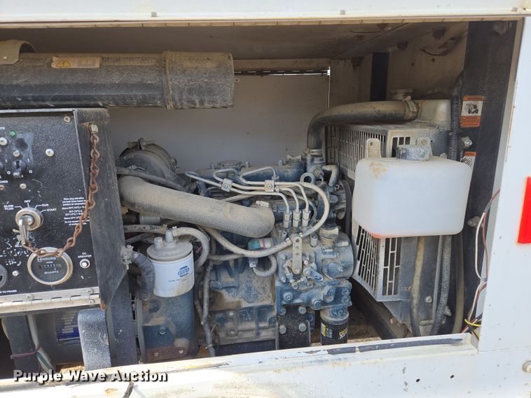 image for item EQ6754 Magnum  MLT3060K-01 light plant