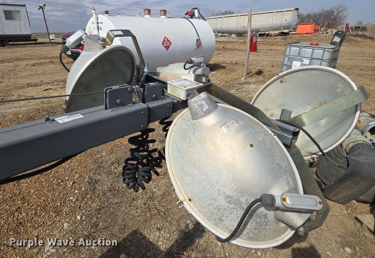 image for item EQ6755 Magnum  MLT3060M light plant