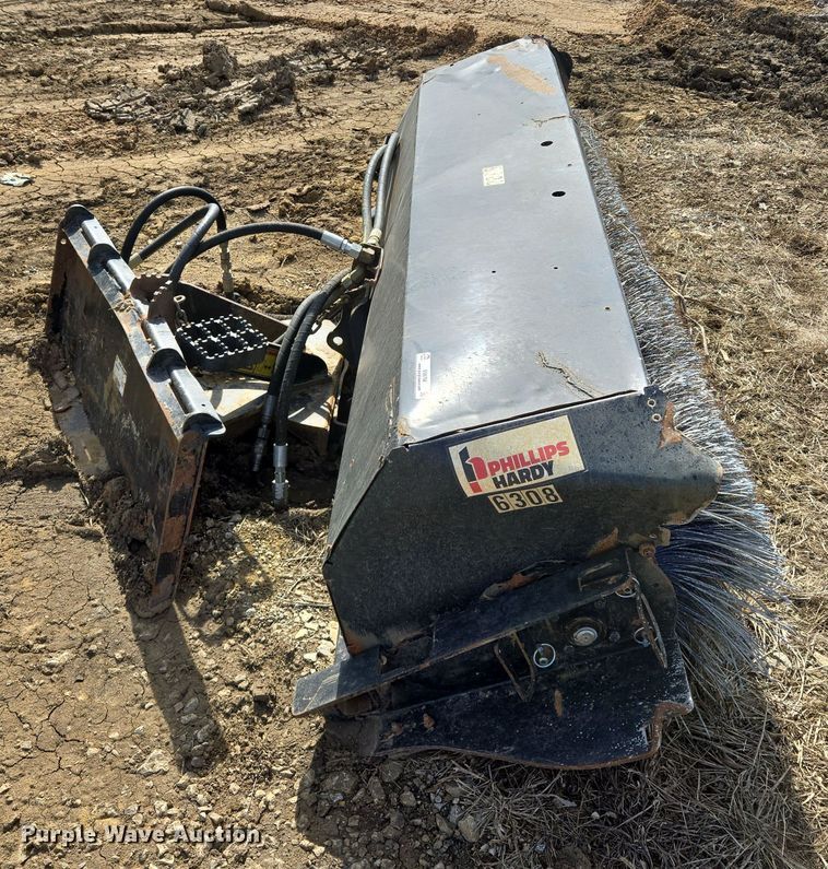 image for item EQ6756 Skid steer broom